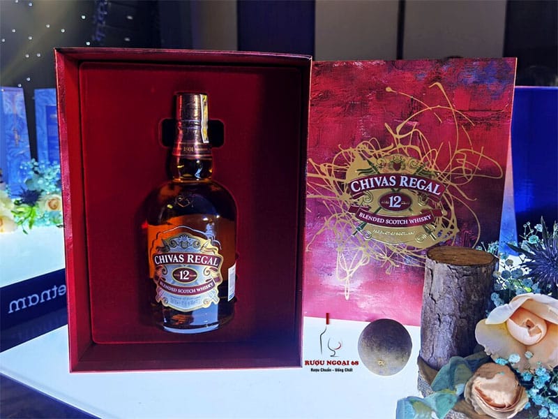 Chivas 12 Hộp Quà 2021 8 Chivas 12 Hộp Quà 2021 Giá tốt
