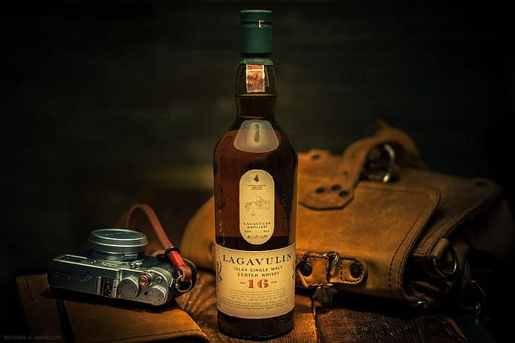 Rượu Lagavulin 16 Năm 7 ượu Lagavulin 16 năm hàng xách tay