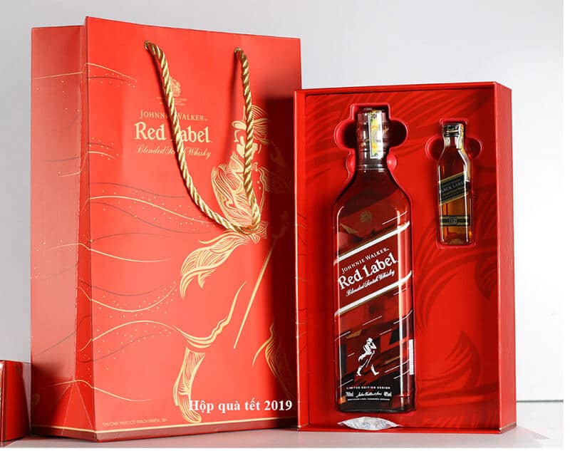 Rượu Johnnie Walker Red - Hộp Quà Tết 2019 3 Rượu Johnnie Walker Red - Hộp Quà Tết 2019