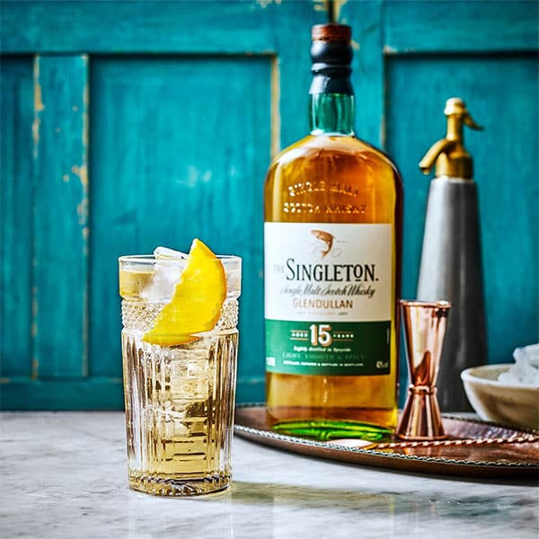 Rượu Singleton 15 Năm 4 Rượu singleton 15 Năm được dùng với nước hoa quả