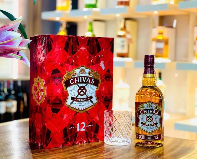 Chivas Regal 12 Hộp Quà Tết Bính Ngọ 2026 – Chính Hãng Giá Tốt 7 Chivas Regal 12 Hộp Quà Tết Bính Ngọ 2026 – Chính Hãng Giá Tốt